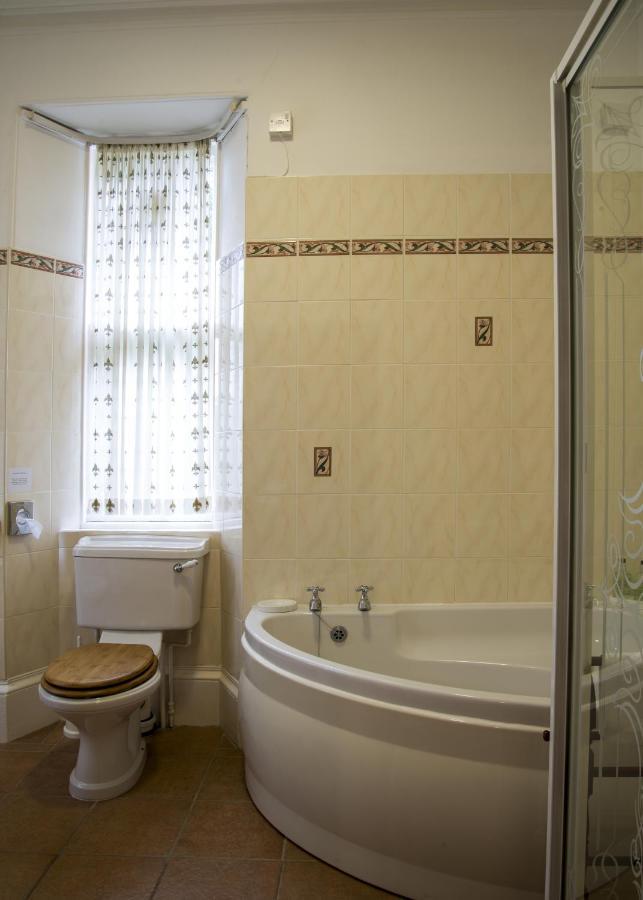 Cluny Bank Hotel Forres Zimmer foto