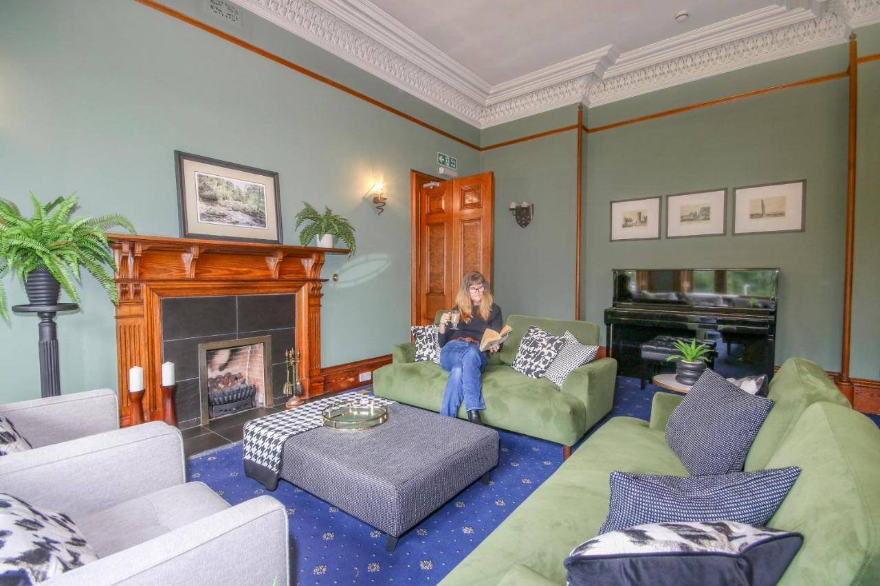 Cluny Bank Hotel Forres Exterior foto