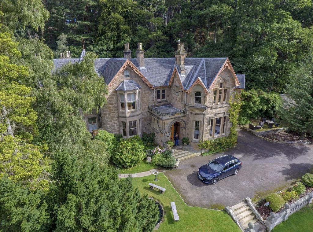 Cluny Bank Hotel Forres Exterior foto